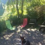 Relaxen im schattigen Garten